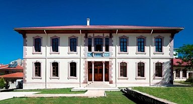 Muhtarlar yeni hizmet binasında