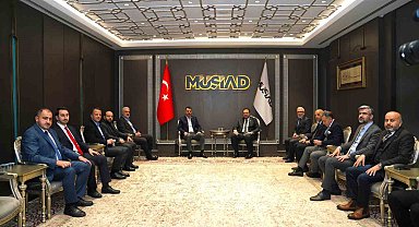 Murat Kurum MÜSİAD'ı ziyaret etti