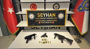 Müstakil eve operasyon: 2 hafif makineli tüfek ele geçirildi