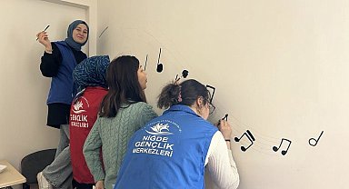 Niğde Gençlik Merkezleri gençlerin yüzünü güldürüyor