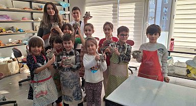 Nilüferli öğrencilerin tatili dolu dolu geçiyor