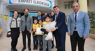 Öğretmen talep etti, dersi Fadıloğlu anlattı