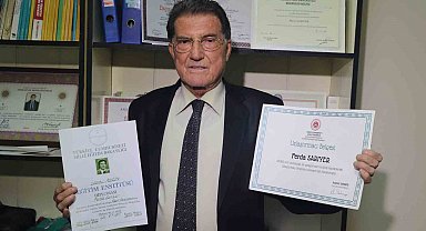 Onun hobisi üniversite bitirmek: 14 diploması var