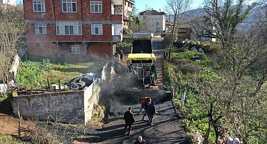 Ordu'da 3 mahalleyi birbirine bağlayan yol asfaltlanıyor