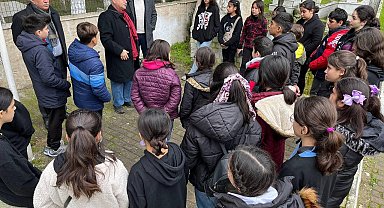 Ortaokul öğrencileri şehitlik ziyaretleri gerçekleştiriyor
