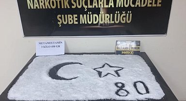Osmaniye'de 3 kilo 450 gram metamfetamin maddesi ele geçirildi