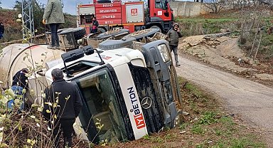 Osmaniye'de beton mikseri devrildi: 1 yaralı