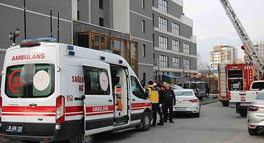 Otelde çıkan yangın söndürüldü