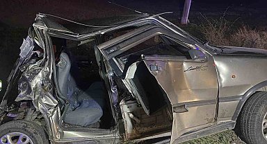 Otomobil ile işci servisi çarpıştı: 7 yaralı