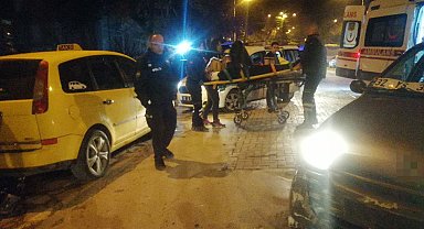 Otomobil ile motosiklet kafa kafaya çarpıştı: 1 yaralı