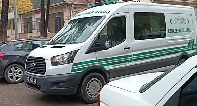 Park yeri tartışmasında bıçaklanan genç kurtarılamadı