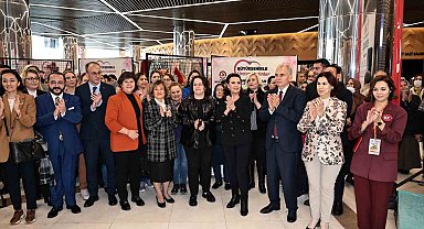 Perihan Savaş, Denizli'nin en renkli festivaline konuk oldu