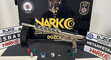 Polisin şok uygulamalarında yakalandı
