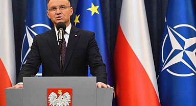 Polonya Cumhurbaşkanı Duda, tutuklanan eski İçişleri Bakanı ve yardımcısı için af çıkardı