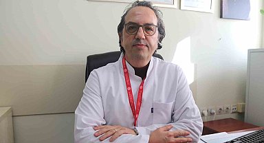 Prof. Dr. Alper Şener: "Hasta olan çocuklar okula gitmemeli"