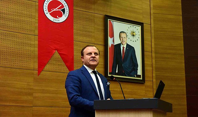 Prof. Dr. Kalınlı: 'Günümüzde elde edilen bilgiler çok hızlı bir şekilde yenileniyor'