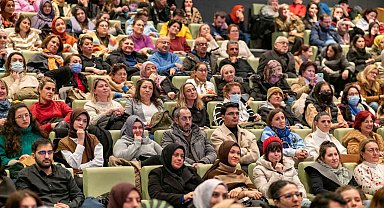 Psikiyatrist ve Yazar Dr. Gülseren Budayıcıoğlu Yalovalılarla buluştu