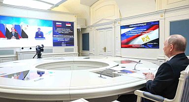 Putin: "Sisi ile özellikle Filistin-İsrail konusunda sürekli temas halindeyiz"