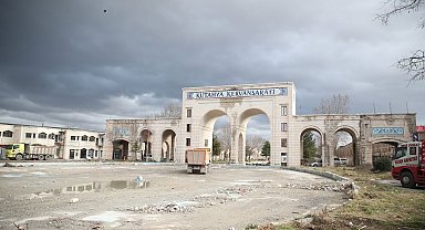 "Çiniciler Çarşısı hak ettiği değere kavuşacak"
