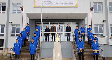"Enerjinin Yıldızları" projesinde mezun olan 94 öğrenci çalışma hayatına ilk adımını attı
