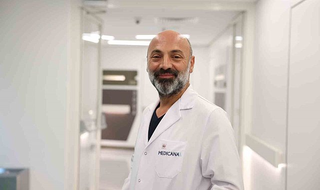"Obezite ciddi sağlık sorunlarına yol açıyorsa cerrahi müdahale gerekebilir"