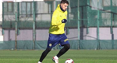 Rade Krunic ilk antrenmanına çıktı