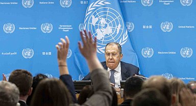 Rusya Dışişleri Bakanı Lavrov: "Uçak kazasıyla ilgili BM Güvenlik Konseyi'nden acil toplantı talep ettik"