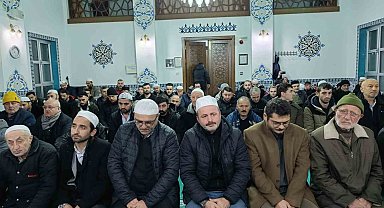 Sabah namazında buluştular
