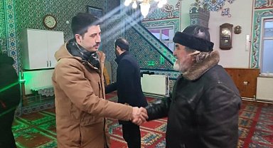 Sabah namazında köy halkıyla buluştu