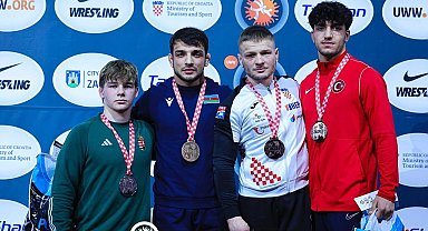 Sakarya Büyükşehir'in genç sporcusu minderde gururlandırdı