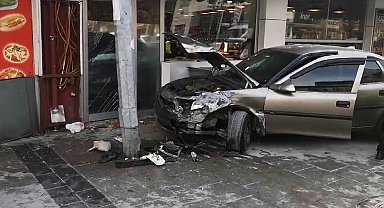 Sakarya'da yılın ilk günü feci kaza