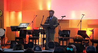 Sanatın ve bilimin merkezi Büyükşehir Akademi'de 'ruha' işleyen bir veda