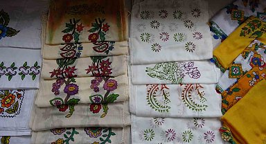 Sanatsal anlamda rağbet çok, ticari anlamda talep yok