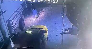 Sarıyer'de müzikhol önünde yaşanan silahlı saldırının en net görüntüleri kamerada: Saldırıda "Mami" detayı dikkat çekti