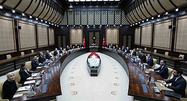 Savunma Sanayii İcra Komitesi, Cumhurbaşkanı Recep Tayyip Erdoğan başkanlığında, Cumhurbaşkanlığı Külliyesi'nde toplandı.