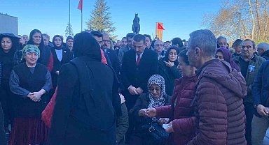 Sefer Ayyıldız için Valilik önünde tören düzenlendi