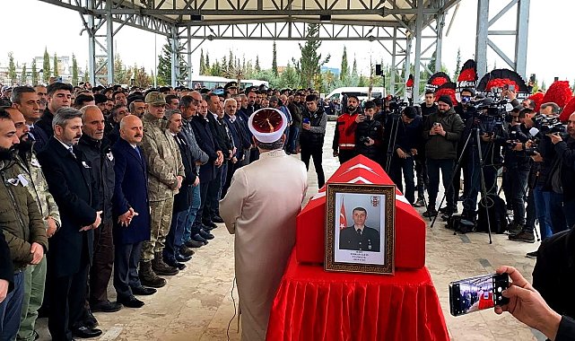 Şehit Piyade Uzman Çavuş Serkan Sayın son yolculuğuna uğurlandı