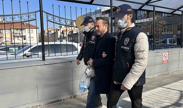 Sibergöz-20 operasyonunda Eskişehir'de yakalanan şüpheli adliyeye sevk edildi