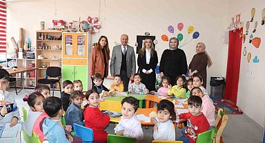 Siirt Belediyesi minik adımlar kreşinde karne heyecanı yaşandı