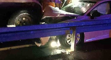 Silopi'de otomobil ile tır çarpıştı: 1'i ağır 6 yaralı