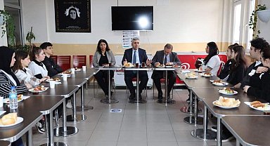 Sınıf başkanları ile "Kantin Buluşmaları"