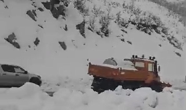 Şırnak-Hakkari yolu ulaşıma kapandı