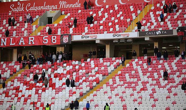 Sivasspor taraftarı takımını yalnız bırakıyor