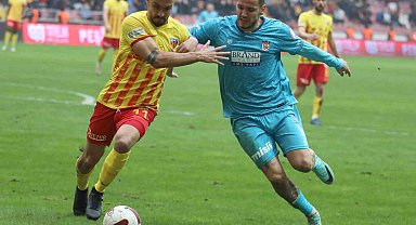 Sivasspor'da Manaj, Galatasaray maçında yok