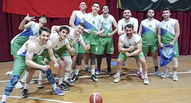 SUBÜ erkek basketbol takımından bronz madalya