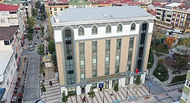 Sultangazililer Abdurrahim Karakoç Kültür Merkezi'ne büyük ilgi gösteriyor
