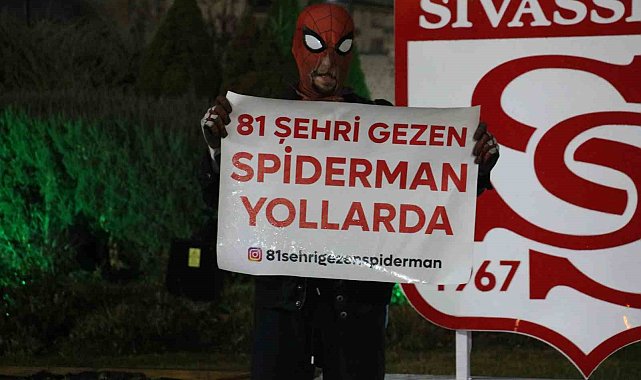 Süper kahraman Sivas'ın ayazına yenildi
