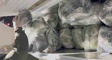 Şüphe üzerine durdurulan kamyonetten 78 kilo uyuşturucu çıktı