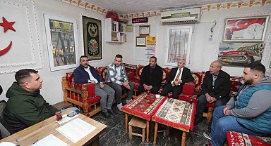 Tahmazoğlu taksici esnafların taleplerini dinledi