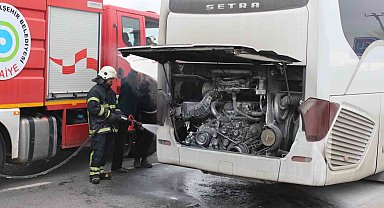 Tamire giden yolcu otobüsünde yangın çıktı